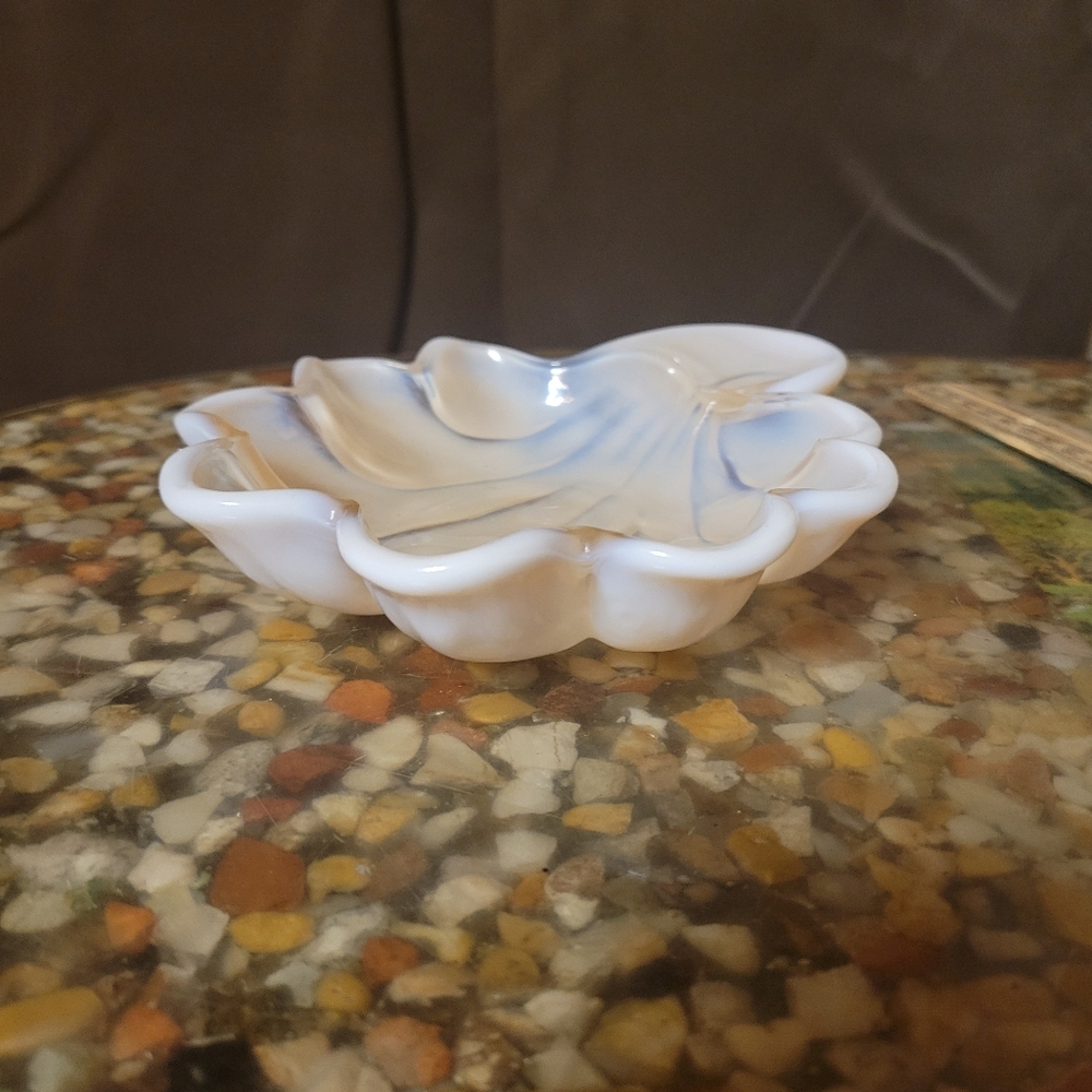 Vintage Duncan & Miller Sanibel Line opalescent Pink glass candy Dish 1940's‎ - Picture 5 of 7